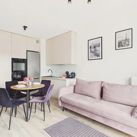 Apartamento Metro Szwedzka Ac & Parking By Solarento Varsóvia